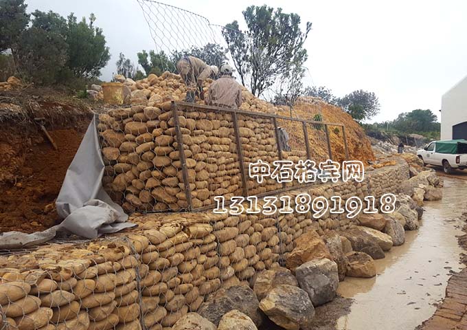 防洪铅丝石笼价格13131891918