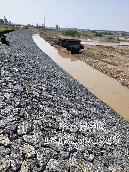 河道治理、基础护脚格宾石笼13131891918