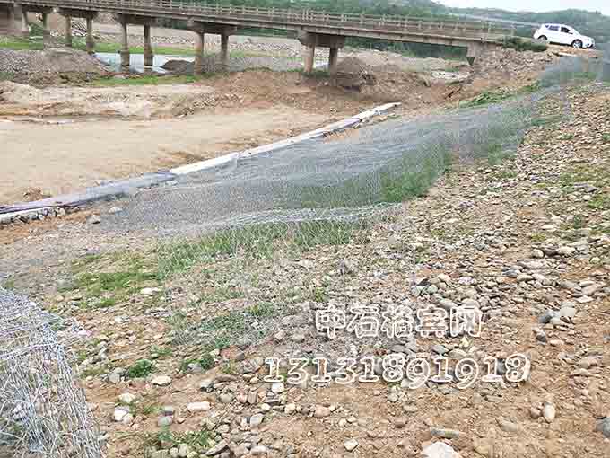 双隔板雷诺护垫