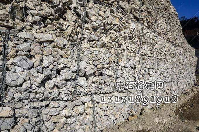 护岸格宾石笼挡墙