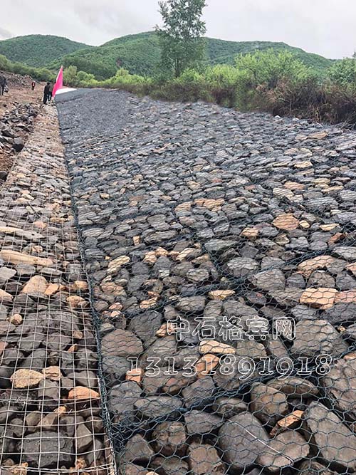 覆塑雷诺护垫